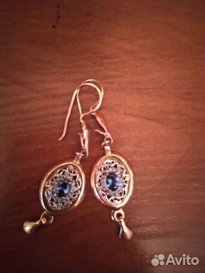 Золотые серьги