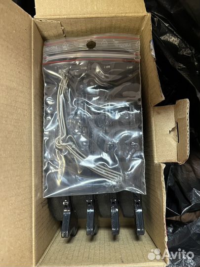 Тормозные колодки toyota передние