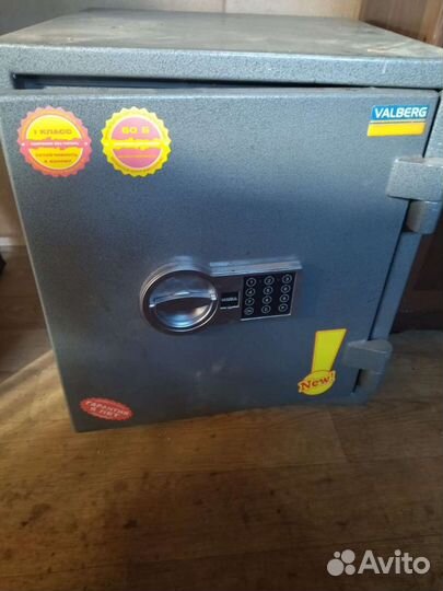 Сейф Valberg Carant 46