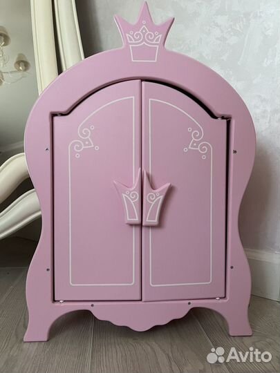 Шкаф для кукол