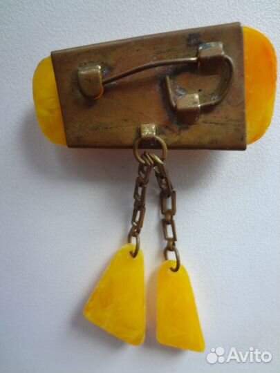 Брошь СССР под янтарь