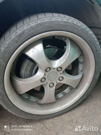 R18 Accelera Ultra 2 225/40, PCD 5x114.3 DIA 42