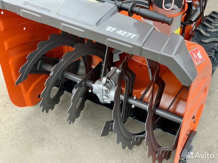 Снегоуборщик Husqvarna ST 427T гусеничный