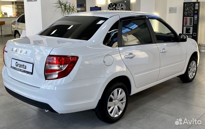 LADA Granta 1.6 МТ, 2023