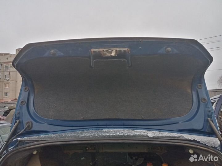 Крышка багажника Ford Focus 1 седан америка