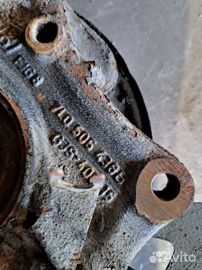 Цапфа задняя Volkswagen Touareg