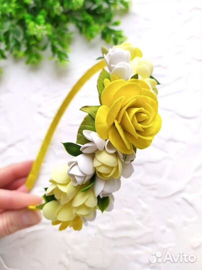 Ободок с цветами