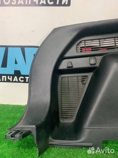 Обшивка отсека багажника левая нижняя Ford Escape