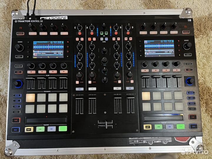 DJ Контроллер NI Traktor S8