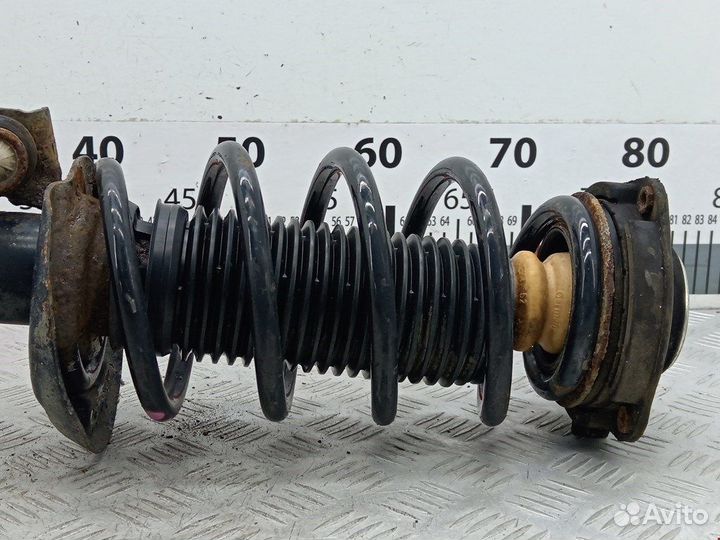 Стойка для Volkswagen Tiguan 1