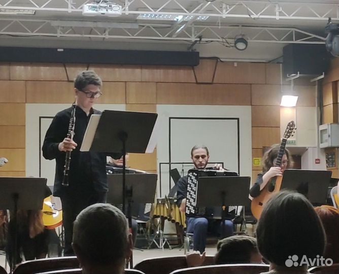 Репетитор по блок-флейте и гобою