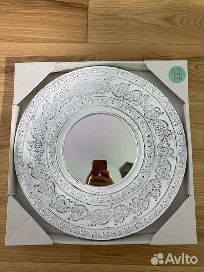 Зеркало настенное новое в стиле IKEA