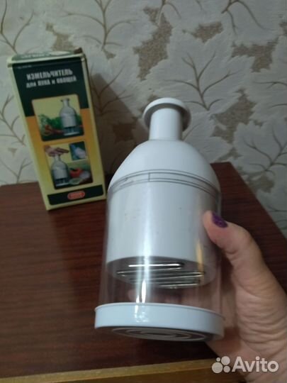 Новая в упаковке Овощерезке, измельчитель