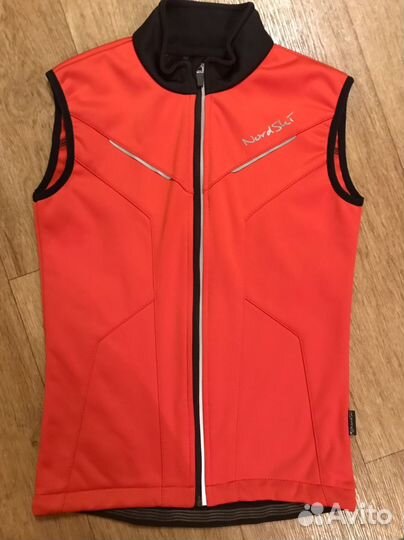 Лыжный разминочный костюм nordski