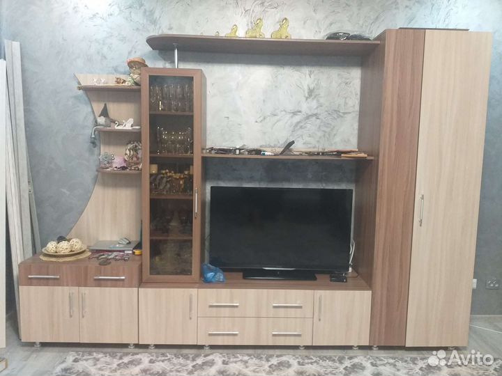 Стенка в гостиную бу