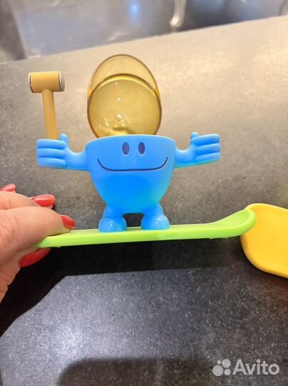 Детская подставка для яиц