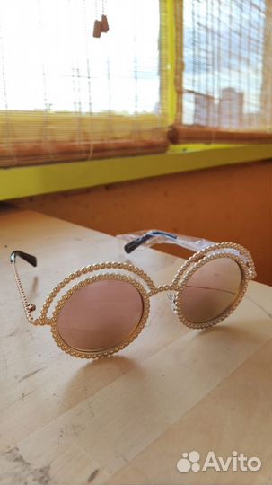 Солнцезащитные очки женские