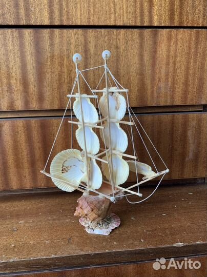 Корабль парусник статуэтка из ракушек сувенир