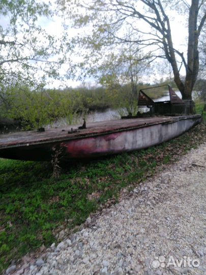 Катер Аврора