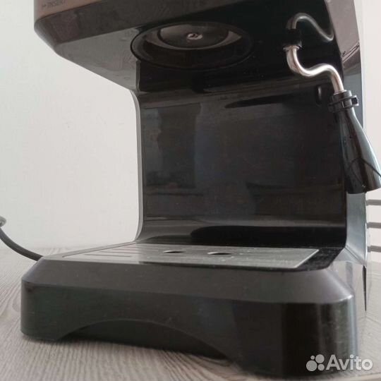 Кофеварка рожковая Polaris OCM 1524E Wood