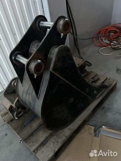 Ковш на экскаватор погрузчик Terex (новый)