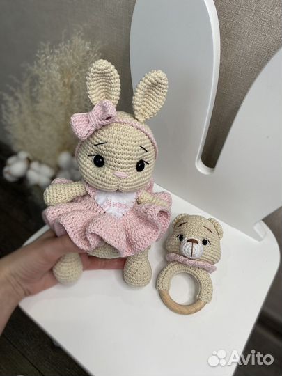 Набор для новорожденного игрушки вязаные