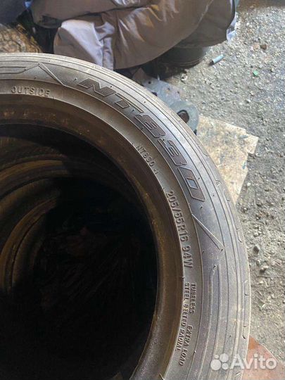 Nitto NT830 205/55 R16 94W