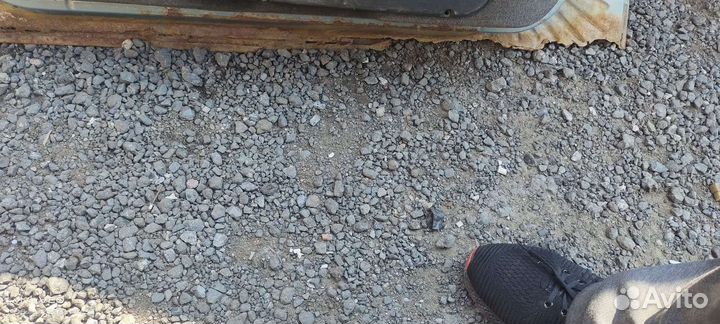 Двери ваз 2110 (на запчасти)