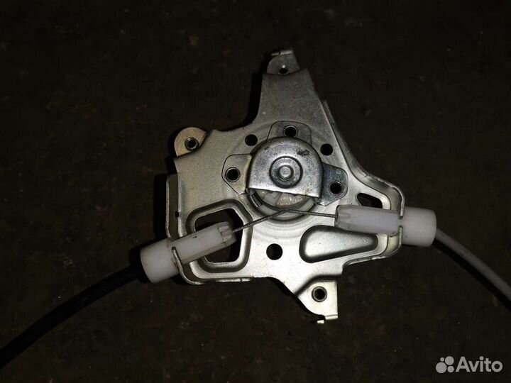 Задние стеклоподъемники Nissan almera g15