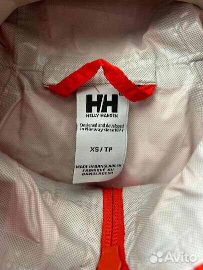 Р.40-42. Helly Hansen. Ветровка (дождевик)