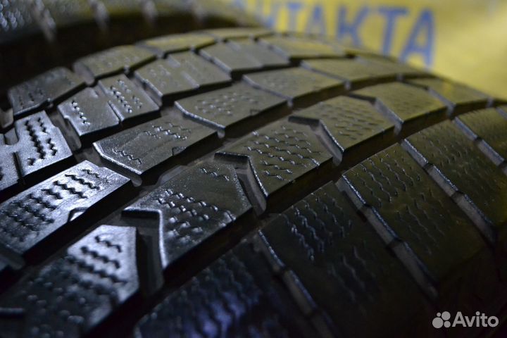 Dunlop Winter Maxx WM02 225/60 R16