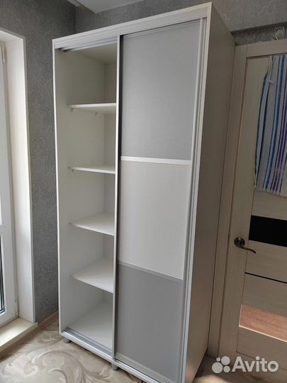 Шкаф встроенный