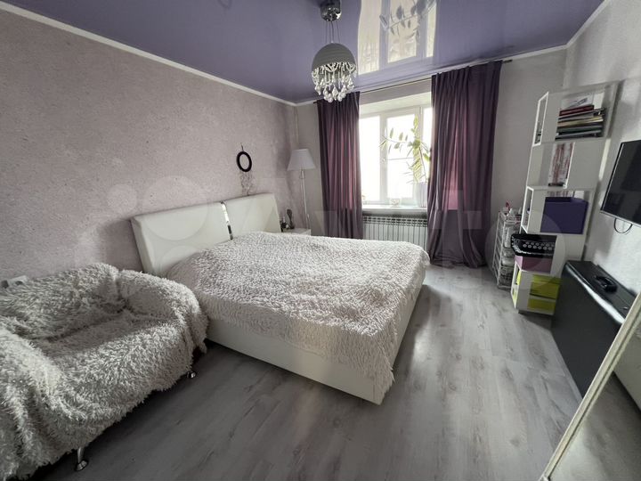 3-к. квартира, 100 м², 9/10 эт.