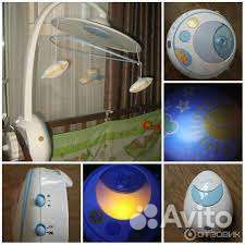 Мобиль на кроватку с проектором chicco