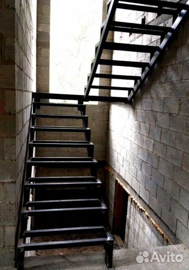 Лестница под ключ дизайн 5033