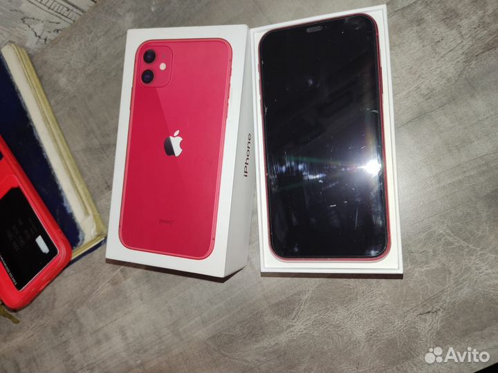 iPhone 11, 64 ГБ