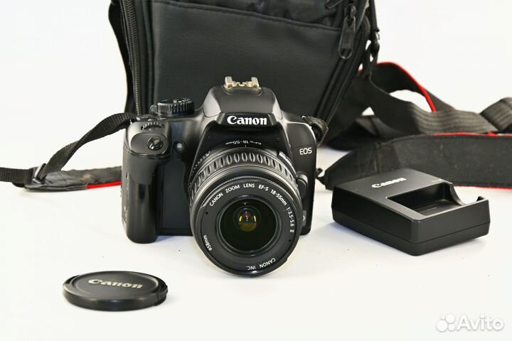 Canon EOS 1000D/XS 10.1MP цифрозеркалка Kit 18-55
