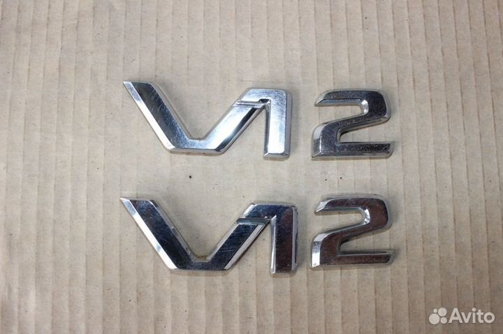 Эмблема V12 2шт. Mercedes S-Class W140