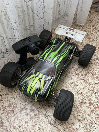 Радиоуправляемая Himoto Ziege Mega 1:8