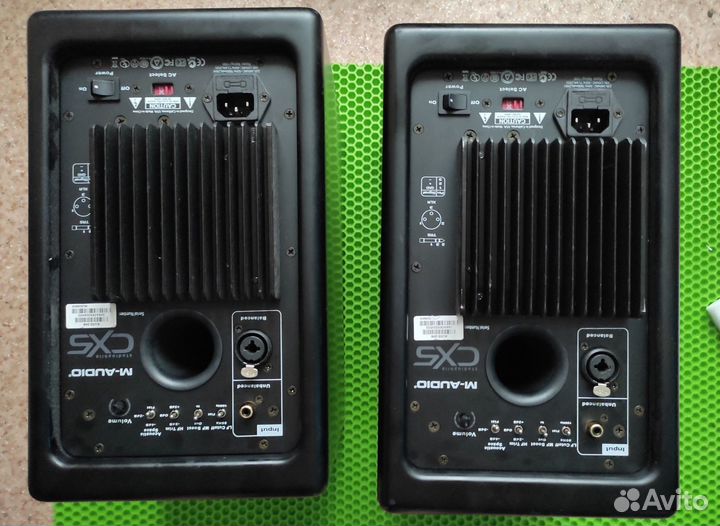 Активные M-Audio Studiophile CX5 High-Resolution R