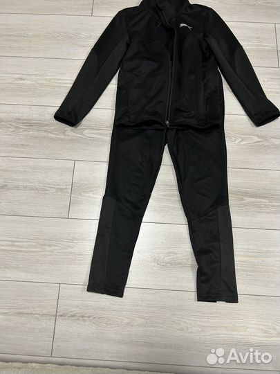 Саортивный костюм 140см puma