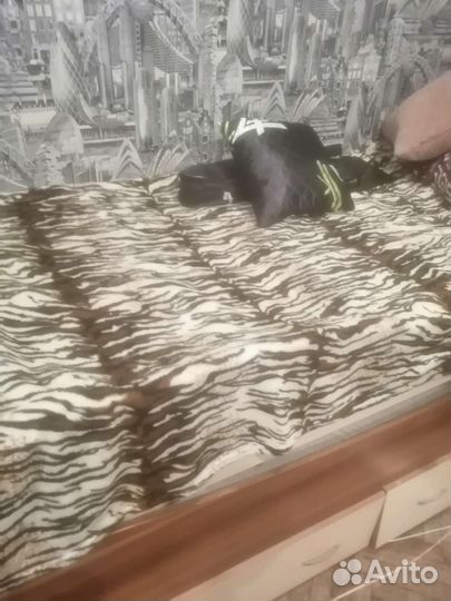 Двухъярусная кровать