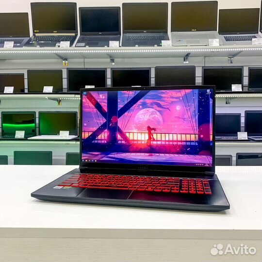 Игровой ноутбук MSI GTX1650/IPS/17,3/144Hz