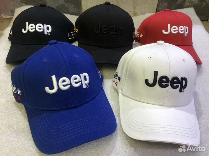 Бейсболка с лого Jeep