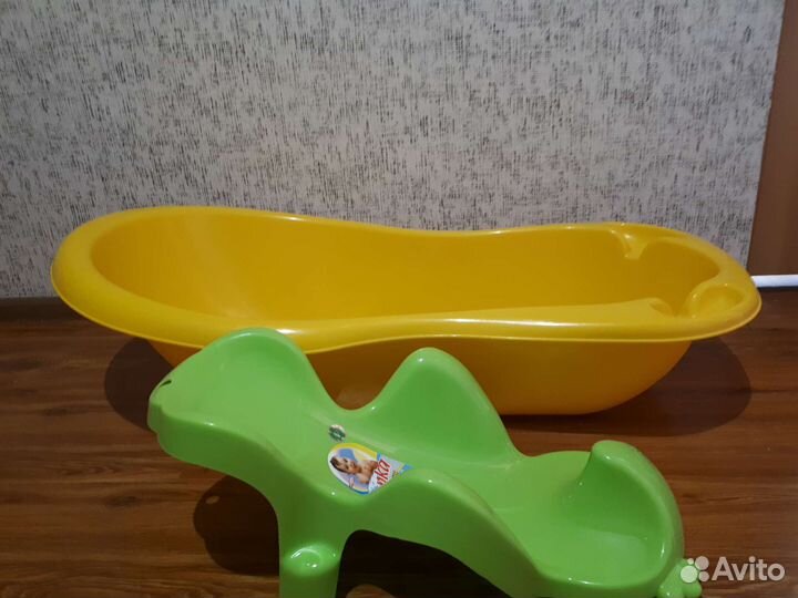 Ванночка для купания с горкой