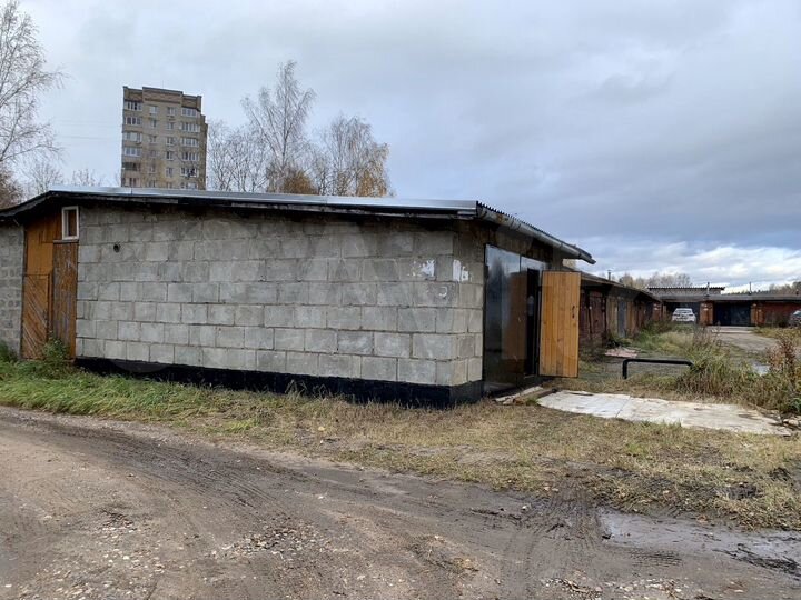 Сергиев гараж. Г.Сергиев Посад,ГСК звезда,пос.ферма.
