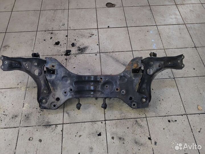 Подрамник skoda rapid 2 2020