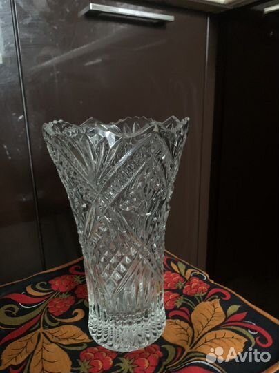 Хрустальная ваза