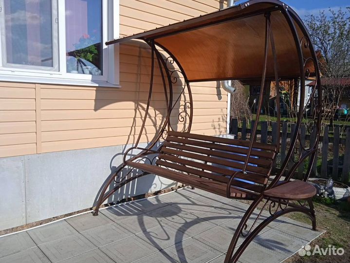Садовые качели кованые 4 местные