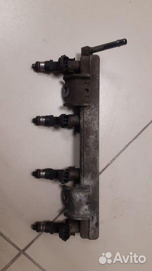 Рейка топливная (рампа) Nissan Note